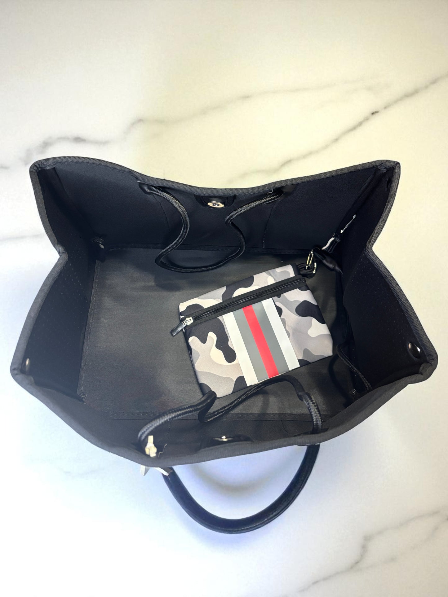 Neoprene Tote Bag: Black Camo with Red Stripe