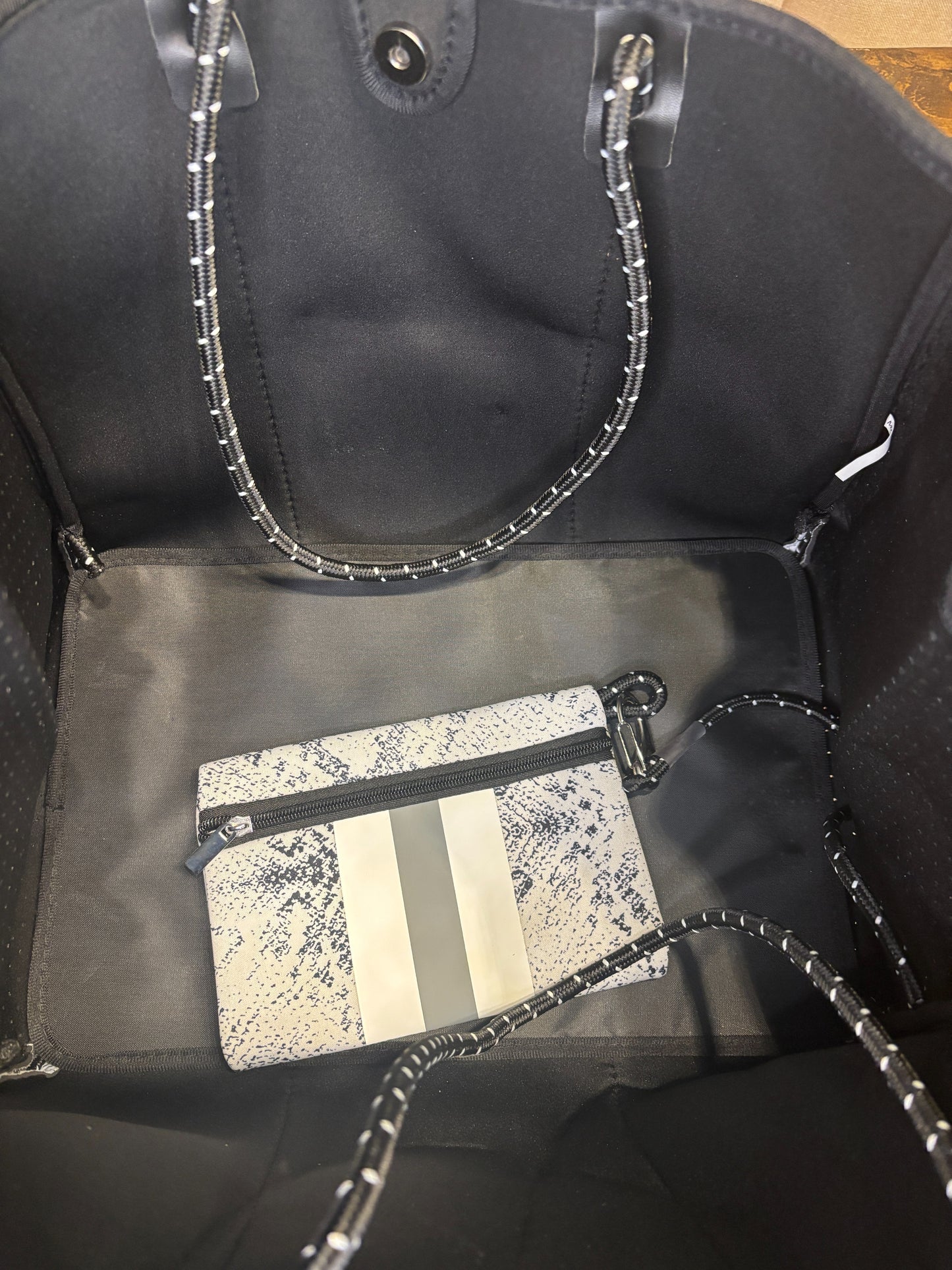 Neoprene Tote Bag: White and Gray Snakeskin