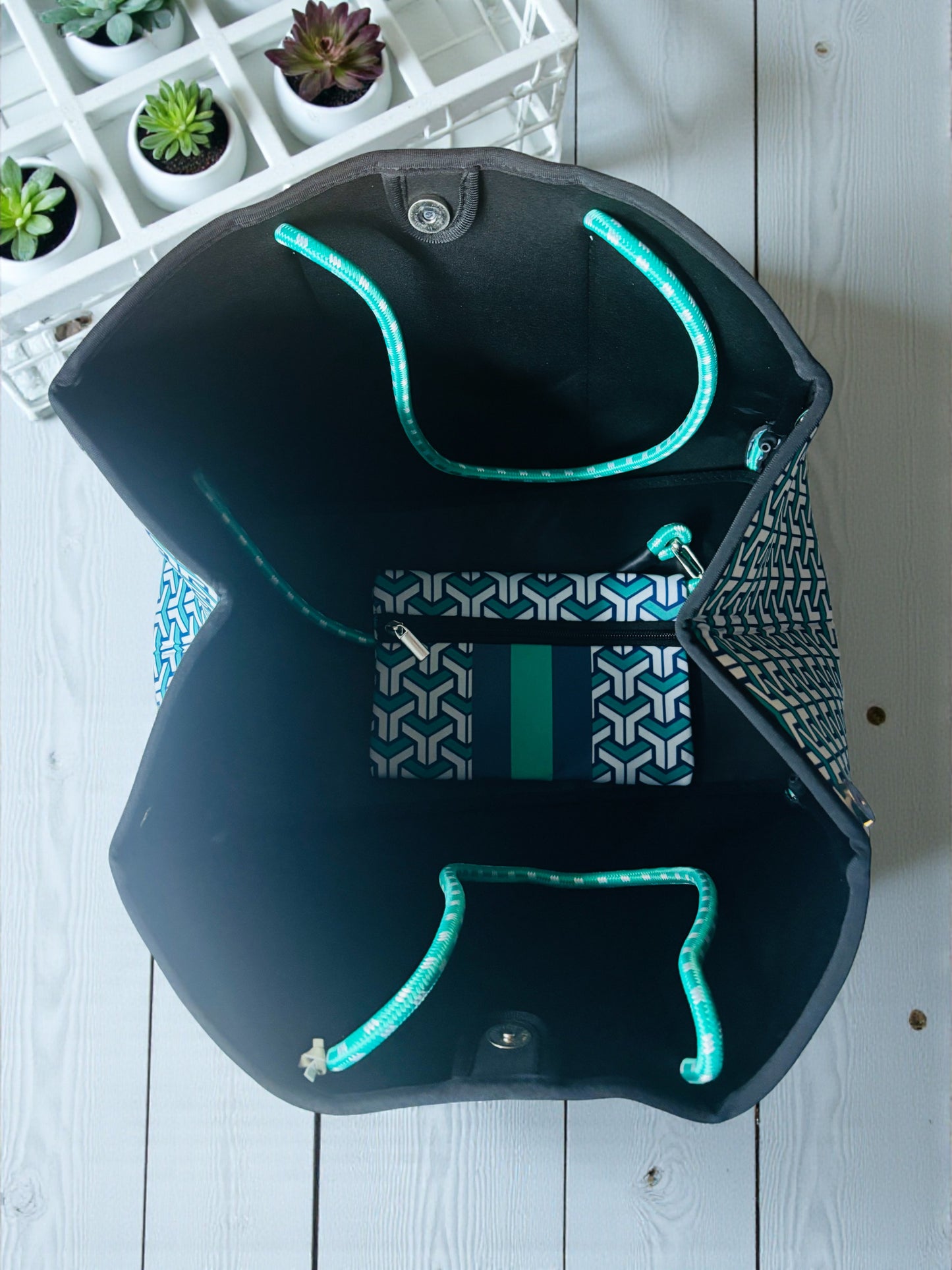 Neoprene Tote Bag: Teal & Navy Interlock
