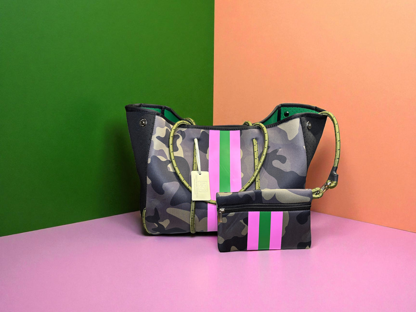 Neoprene Tote: Classic Camo