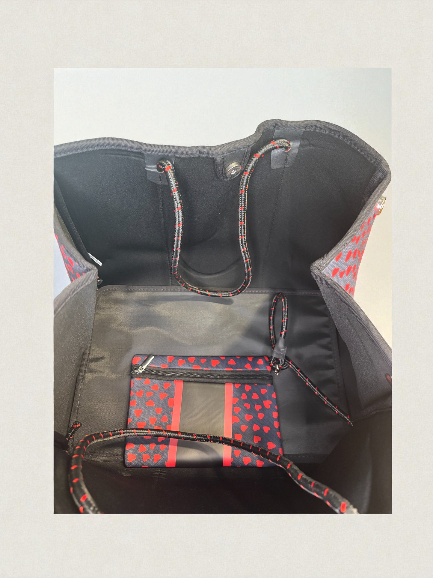 Neoprene Tote Bag: Red Hearts Tote