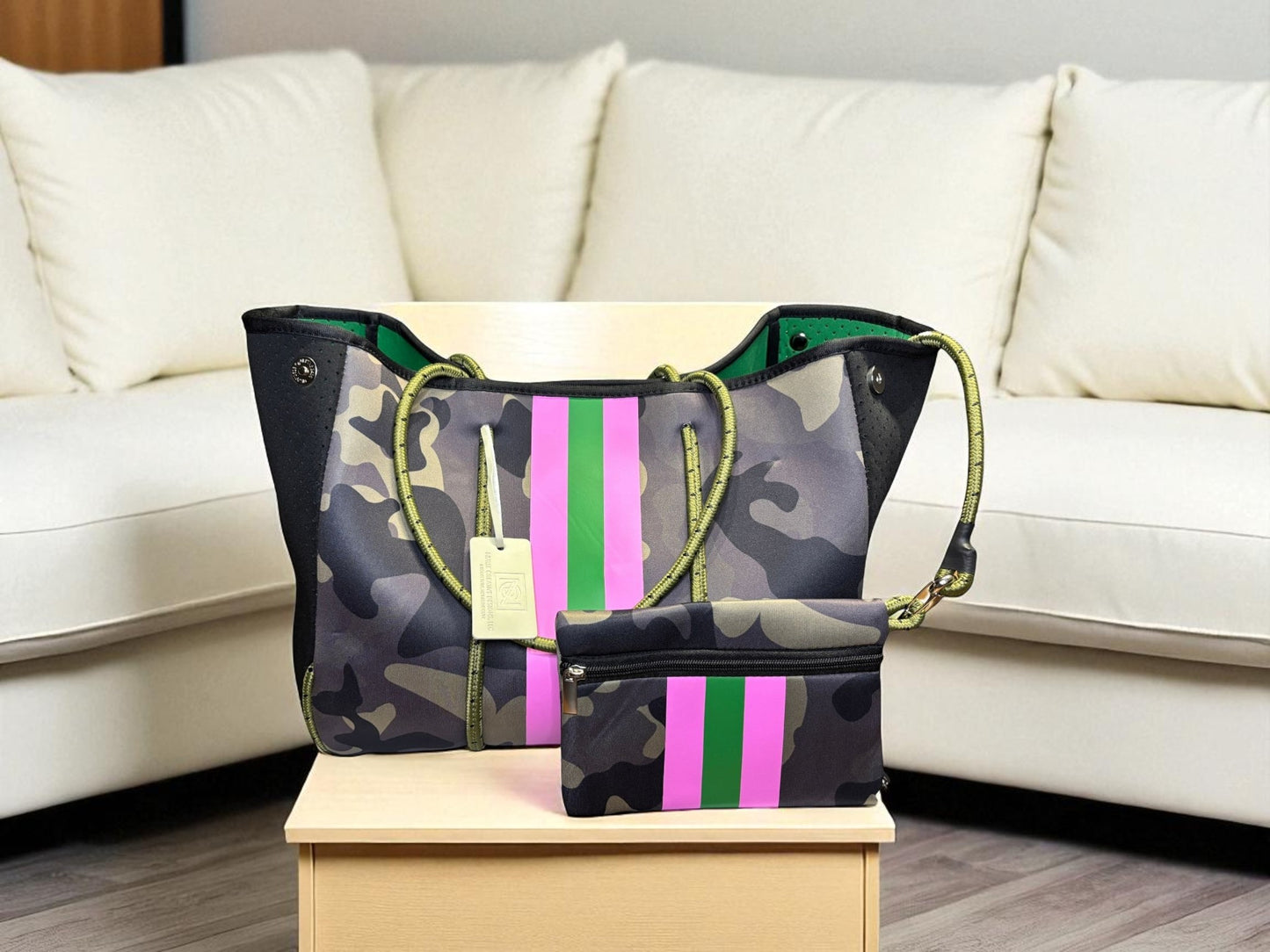 Neoprene Tote: Classic Camo